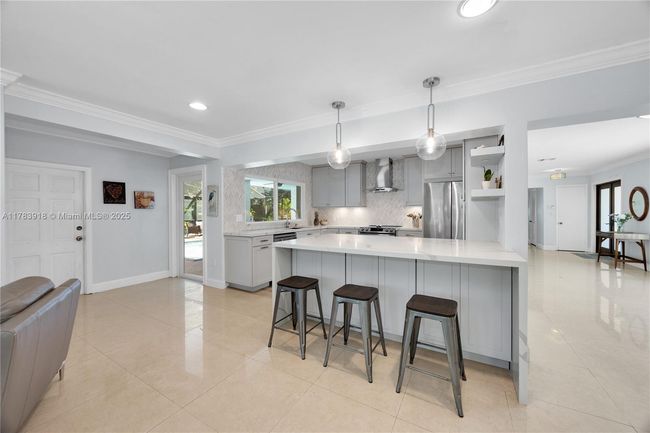 9401 Sw 69 Th Ct, House other with 5 bedrooms, 4 bathrooms and null parking in Pinecrest FL | Image 28