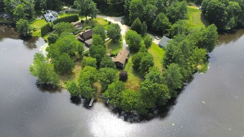 59 Shoreline Dr, West Brookfield, MA, 01585-3058 | Card Image
