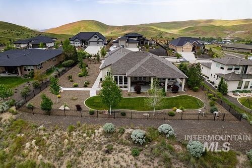 5030 W Parkridge Dr, Boise, ID, 83714-5543 | Card Image