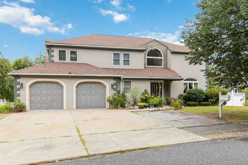 141 Gardiner Rd, Quincy, MA, 02169-1149 | Card Image