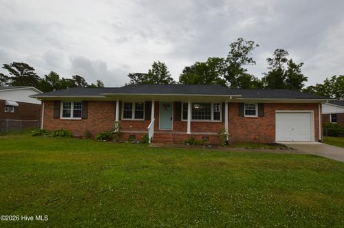 1018 Oak Dr, Jacksonville, NC, 28546-9170 | Card Image