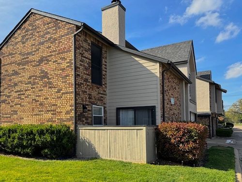 apt-f-833 W Harwood Rd, Hurst, TX, 76054-3288 | Card Image