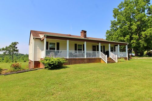 1967 Cub Creek Rd, Appomattox, VA, 24522-9569 | Card Image