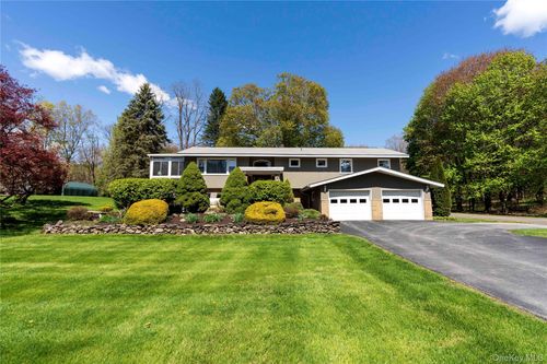 41 Arthursburg Rd, Lagrangeville, NY, 12540-5931 | Card Image