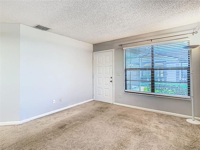 Living Room | Image 33