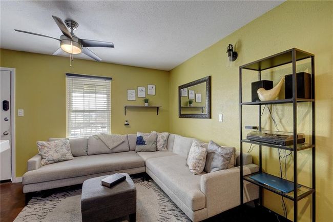 APT-20 - 2302 E Side Dr, Condo with 1 bedrooms, 1 bathrooms and null parking in Austin TX | Image 7