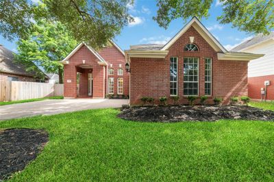 4139 Harwood Drive, House other with 4 bedrooms, 2 bathrooms and null parking in Sugar Land TX | Image 2