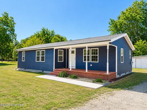 2825 E Old Spring Hope Rd, Nashville, NC, 27856-9390 | Card Image