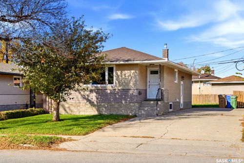 1008 7th Avenue N, Regina, SK, S4R0H1 | Card Image