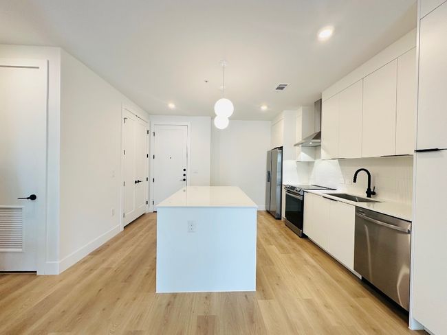 UNIT-514 - 1701 Simond Ave, Condo with 1 bedrooms, 1 bathrooms and null parking in Austin TX | Image 6