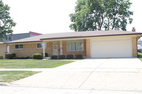 18084 Juliana Avenue, Eastpointe, MI, 48021 | Card Image