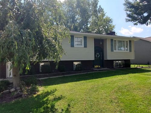 304 Mccombs Cir, Union Twp, PA, 16101 | Card Image