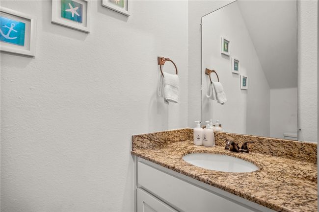 602 - 2120 S 11 Th St, Townhouse with 3 bedrooms, 3 bathrooms and null parking in Port Aransas TX | Image 11