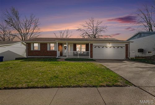 1590 Codorniz Ln, Fenton, MO, 63026-3660 | Card Image