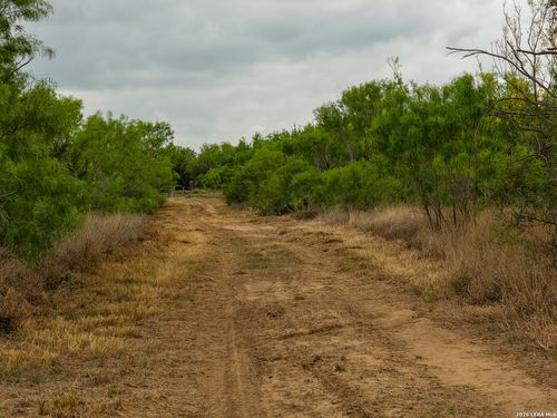 9 Highway 1581, Pearsall, TX, 78061 | Card Image