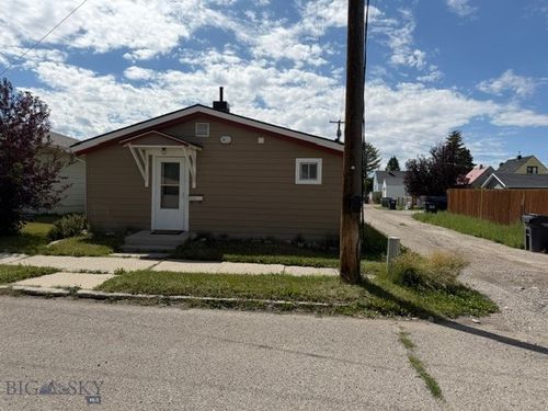 422 E Center St, Dillon, MT, 59725-2609 | Card Image