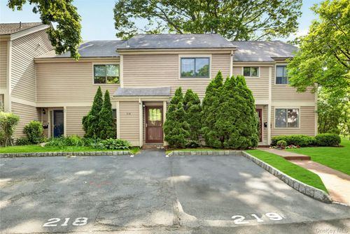 218 Treetop Cres, Rye Brook, NY, 10573-1639 | Card Image