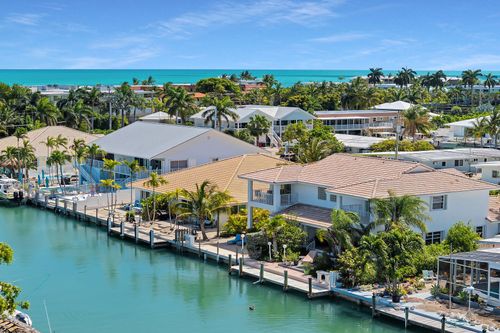 180 9th Street, Key Colony Beach, FL,  | Card Image