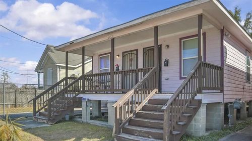 2421 Feliciana Street, New Orleans, LA, 70117 | Card Image