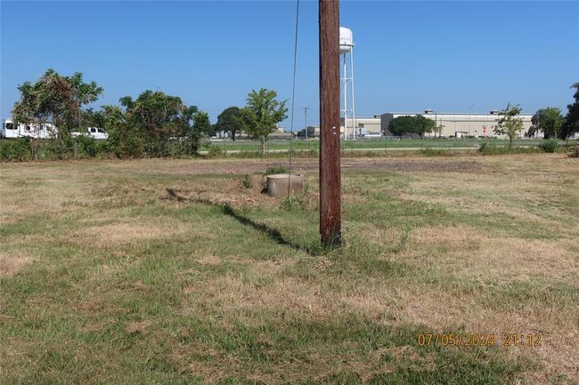 1046 Railhead Rd, Home with 0 bedrooms, 0 bathrooms and null parking in Columbus TX | Image 12