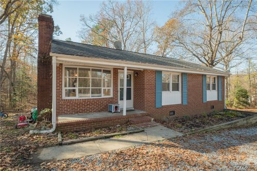6104 Courthouse Rd, Church Road, VA, 23833-2902 | Card Image
