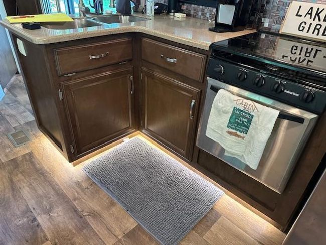 Under Counter Lighting | Image 14