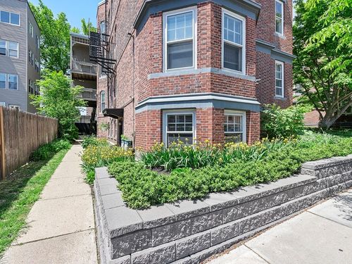1-1 Dana Street, Cambridge, MA, 02138 | Card Image