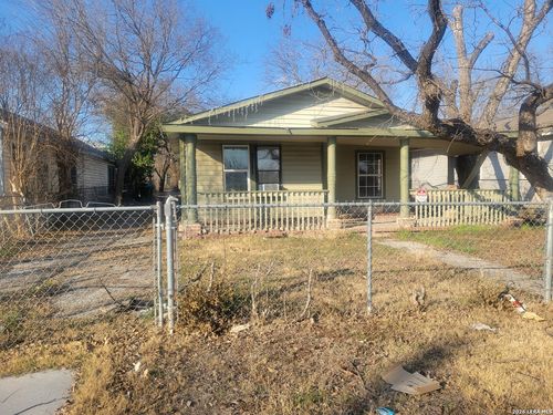 2111 Rivas St, San Antonio, TX, 78228-6441 | Card Image