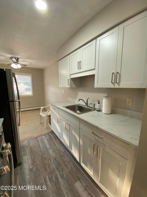 10 Windsor Ter, Freehold, NJ, 07728-3244 | Card Image