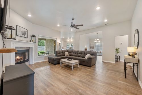 621 Holstein Drive, Belton, TX, 76513 | Card Image