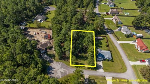 102 Redbud Ct, Havelock, NC, 28532-3204 | Card Image