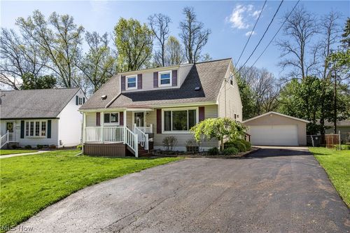 2506 Income Dr, Akron, OH, 44305-2223 | Card Image