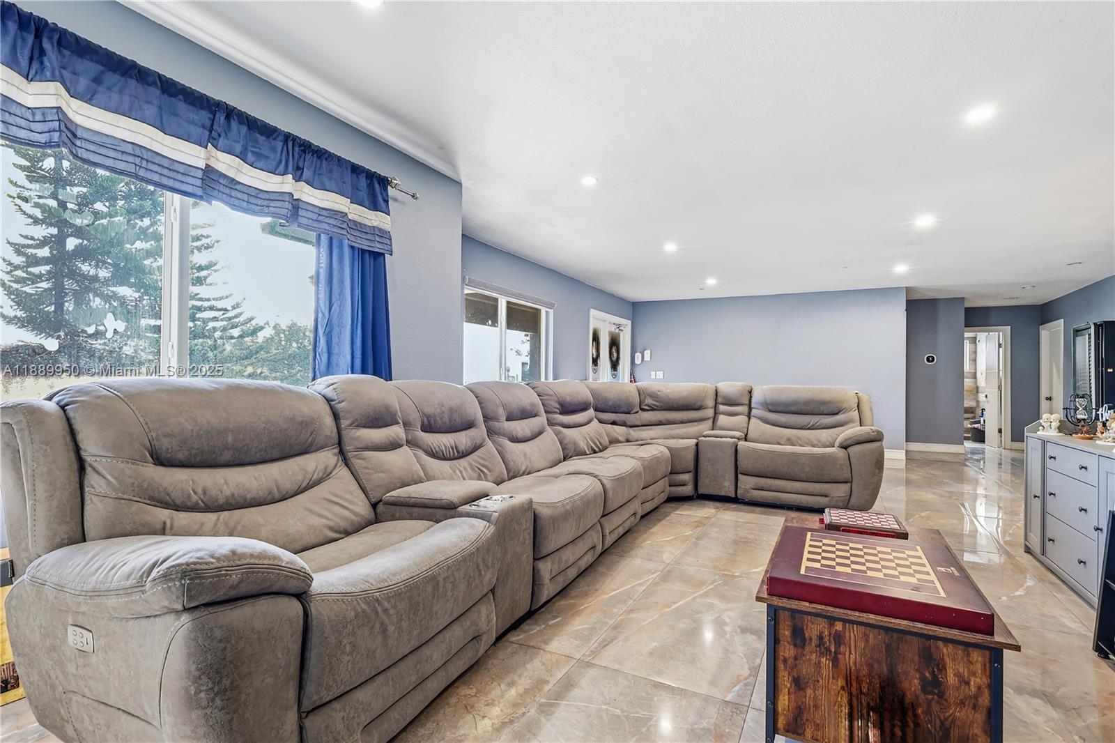 Residential in Doral 5