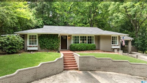 428 Windsor Dr, HOMEWOOD, AL, 35209-4430 | Card Image