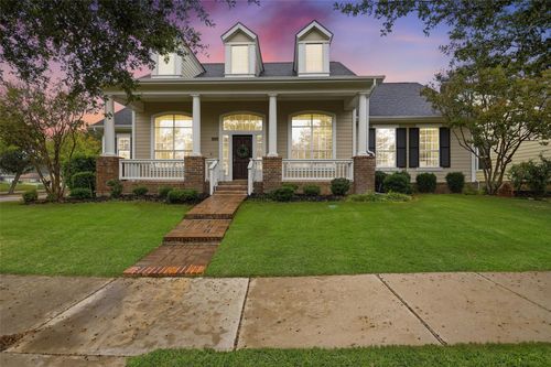 5801 Winter Park Dr, North Richland Hills, TX, 76180-5345 | Card Image