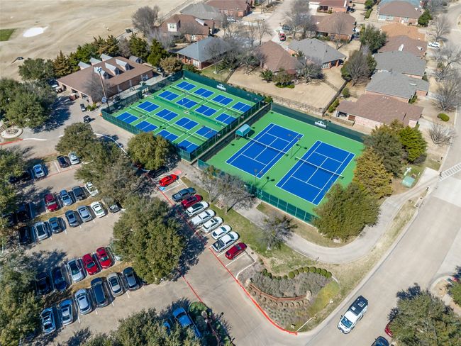 Aerial view featuring a residential view | Image 35