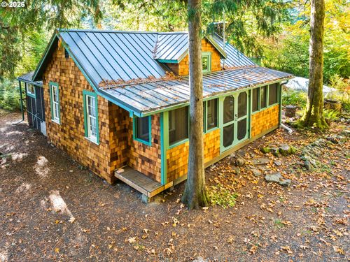 21820 E Ez Ln, Rhododendron, OR, 97049-9631 | Card Image
