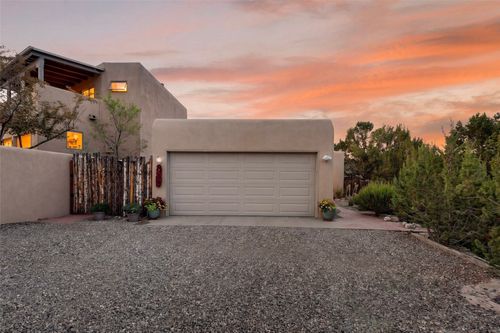 215 La Marta Ct, Santa Fe, NM, 87501-1250 | Card Image