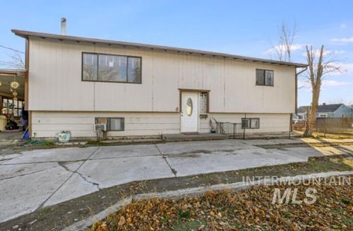 414 Heyburn Ave, Twin Falls, ID, 83301-4743 | Card Image
