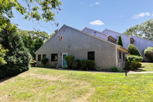 unit-65-65 Roundhouse Rd, Buzzards Bay, MA, 02532-3885 | Card Image