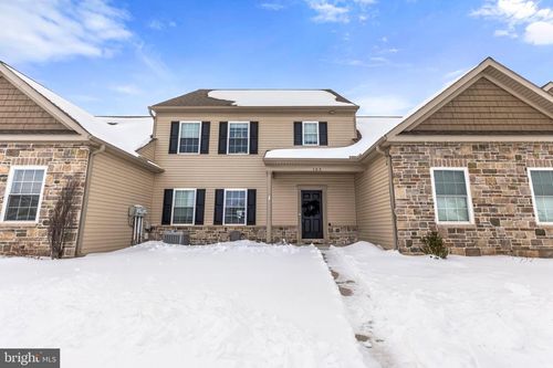 163 Randolph Dr, ELIZABETHTOWN, PA, 17022-9361 | Card Image