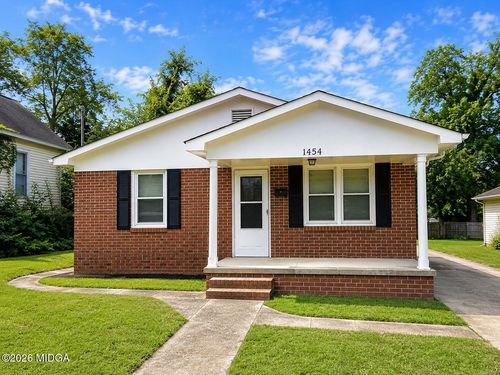 1454 Walnut St, Macon, GA, 31201-1310 | Card Image
