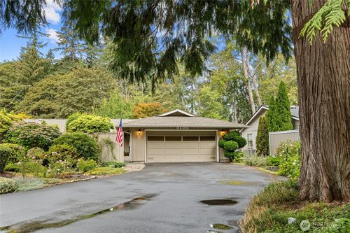 8126 70th Avenue Ct Sw, Lakewood, WA, 98499-2014 | Card Image