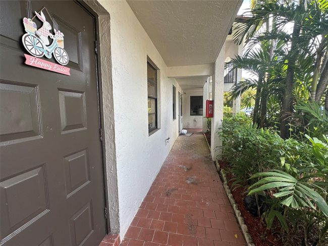 11690 - 11676 Nw 45 Th St, Home with 0 bedrooms, 0 bathrooms and 17 parking in Coral Springs FL | Image 16