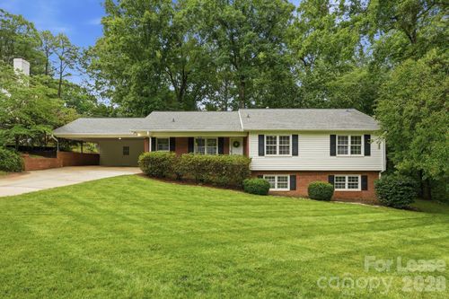 926 Shady Bluff Dr, Charlotte, NC, 28211-4226 | Card Image