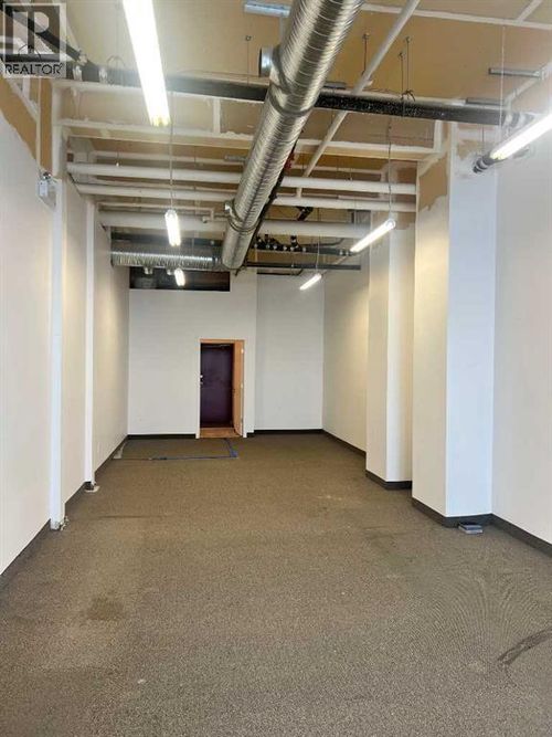 1010 Railway St, Crossfield, AB, T0M | Card Image