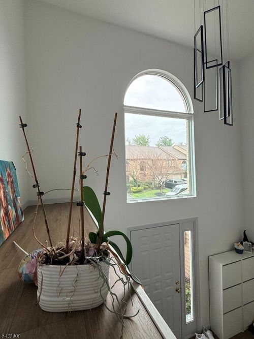 22-22 Castle Ridge Dr, East Hanover, NJ, 07936-3548 | Card Image