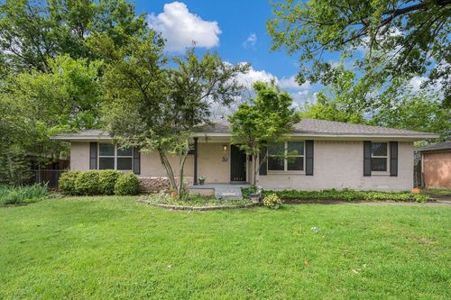 2216 Springhill Drive, Dallas, TX, 75228 | Card Image