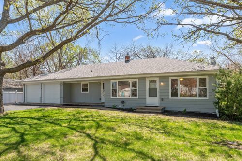 1140 80th Ave Ne, Spring Lake Park, MN, 55432-2039 | Card Image