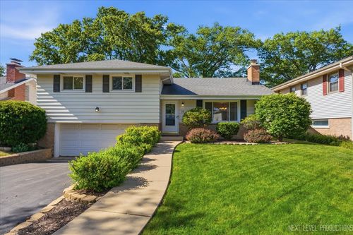 38 W Rand Rd, Villa Park, IL, 60181-3149 | Card Image